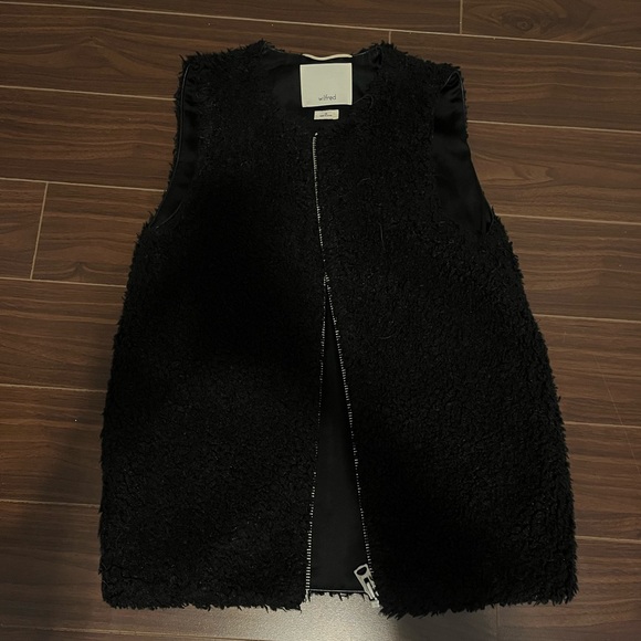 Wilfred Chateau Vest - Picture 4 of 6